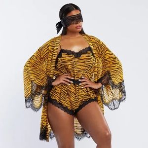 RARE Savage X Fenty Tiger Set Small